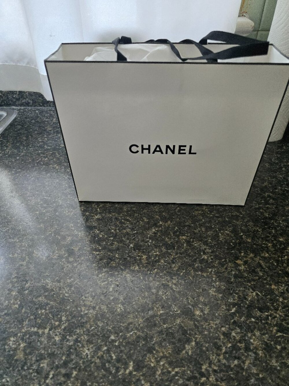 Chanel VIP Client NIB Sealed Chanel No. 5 Candles Birthday Anniversary etc Bag +